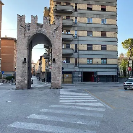 Porta San Felicianetto * Foligno