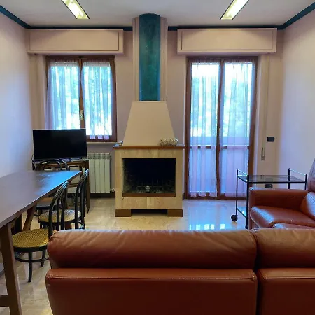 펜션 Porta San Felicianetto 폴리뇨