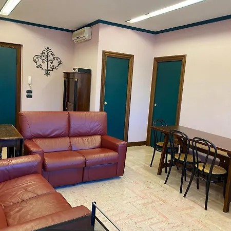 Porta San Felicianetto 폴리뇨